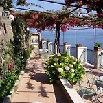 Domus San Vincenzo 3*