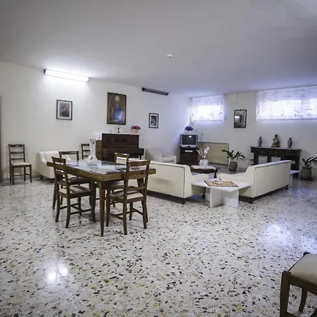 Bed & Breakfast Domus San Vincenzo Sant'Agnello