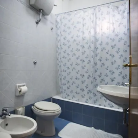 Domus San Vincenzo Bed & Breakfast