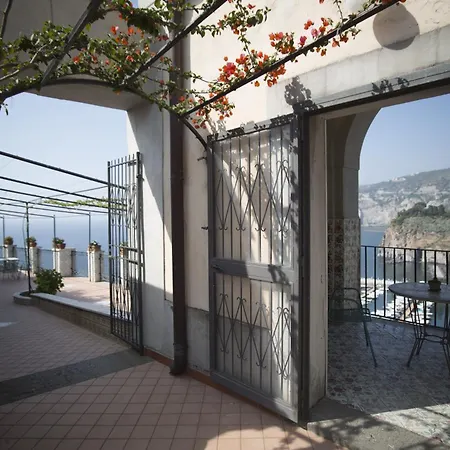 Domus San Vincenzo Bed & Breakfast Sant'Agnello