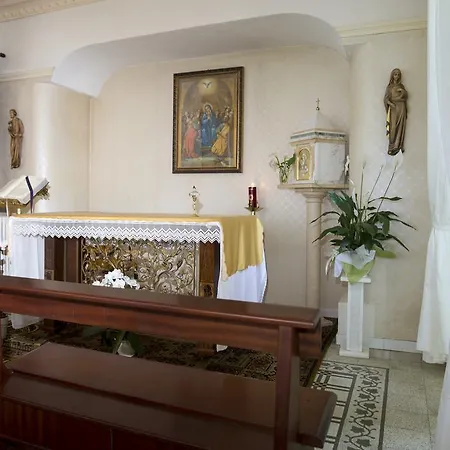 Domus San Vincenzo Frühstückspension