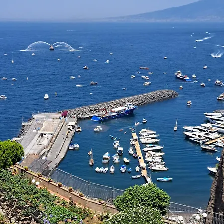 Bed & Breakfast Domus San Vincenzo Sant'Agnello