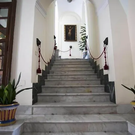 Bed & Breakfast Domus San Vincenzo 3*
