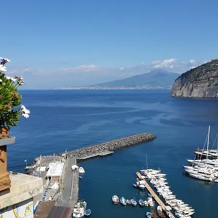Domus San Vincenzo Bed & Breakfast Sant'Agnello