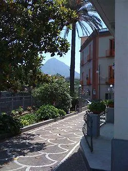 Domus San Vincenzo Bed & Breakfast