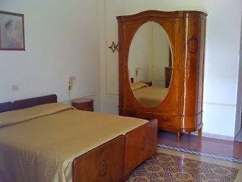 Domus San Vincenzo 2*
