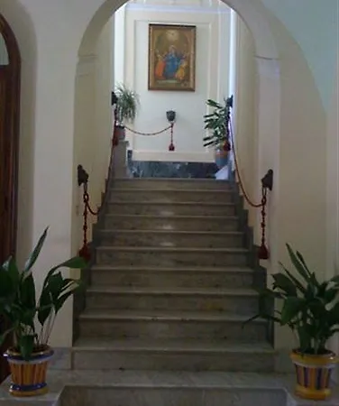 Domus San Vincenzo Bed & Breakfast