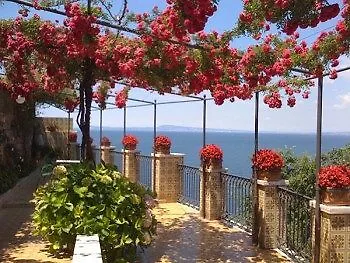 Bed & Breakfast Domus San Vincenzo 2*